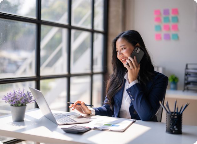 office worker on laptop | Tronc payroll
